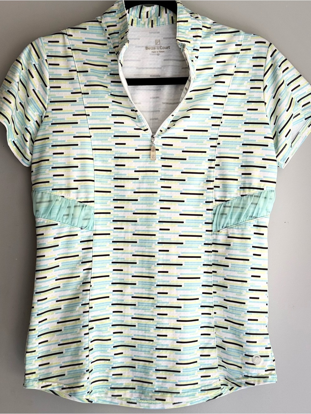Bette & Court Mint Short Sleeve Patterned Polo Golf Top 1/4 Zip Performance Wear